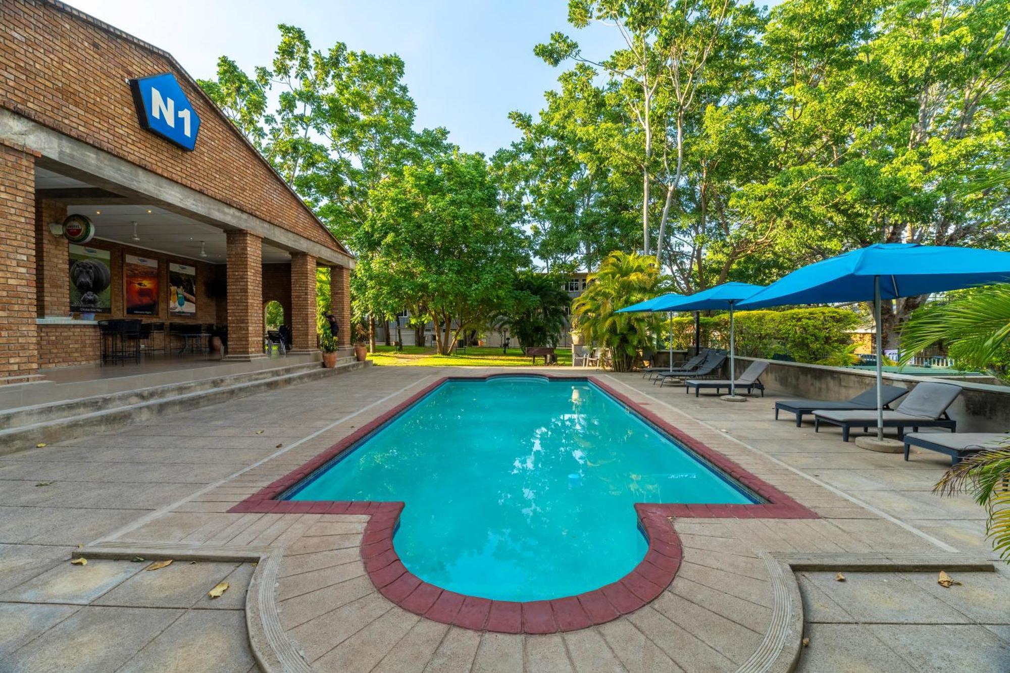 N1 Hotel & Campsite Victoria Falls Exterior photo