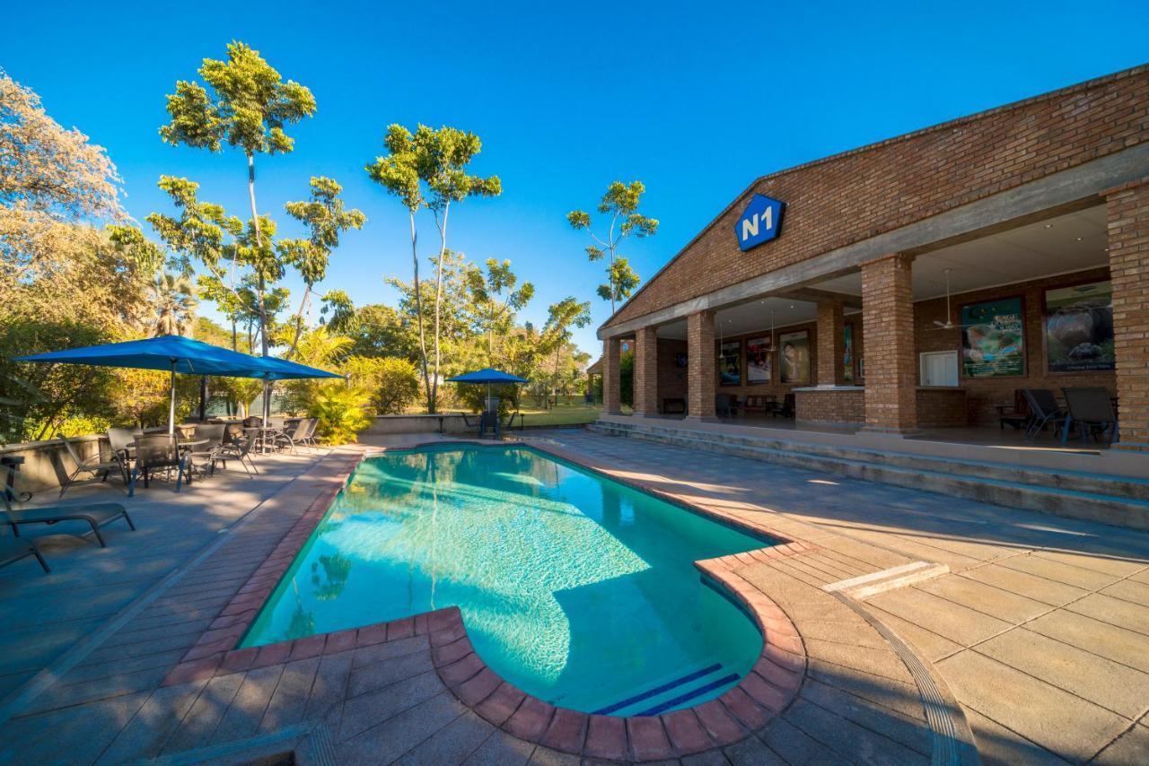 N1 Hotel & Campsite Victoria Falls Exterior photo