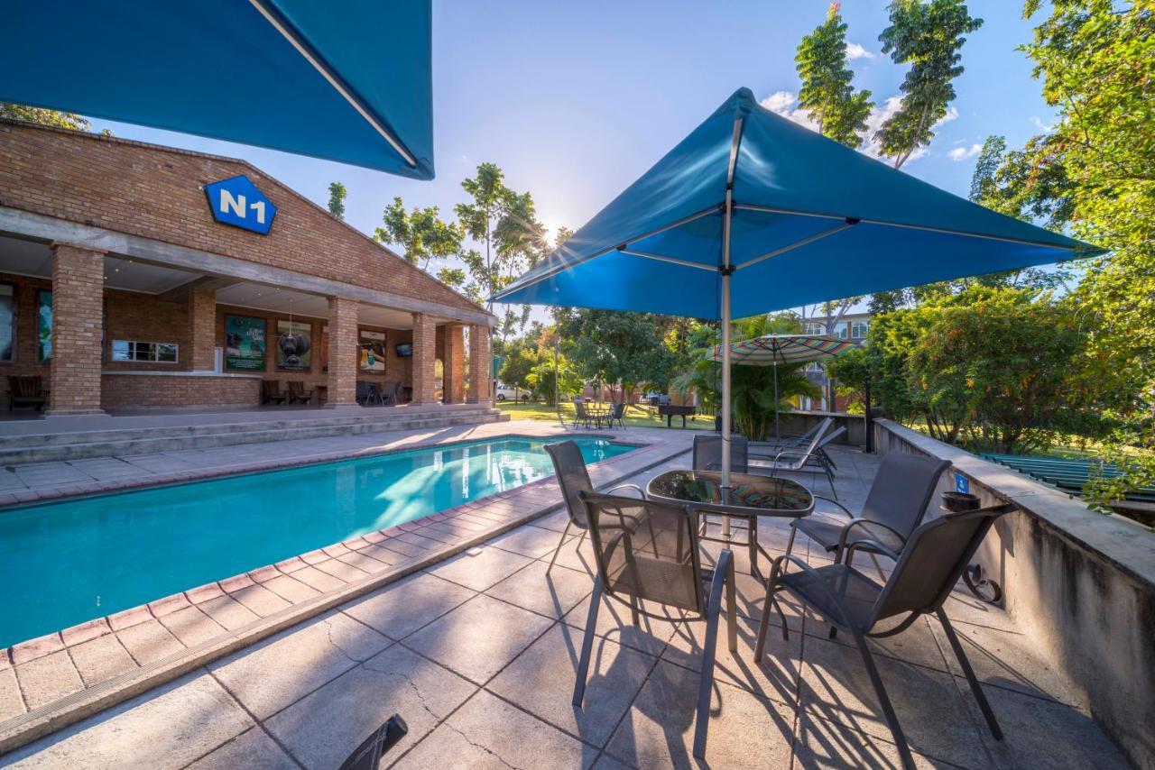 N1 Hotel & Campsite Victoria Falls Exterior photo