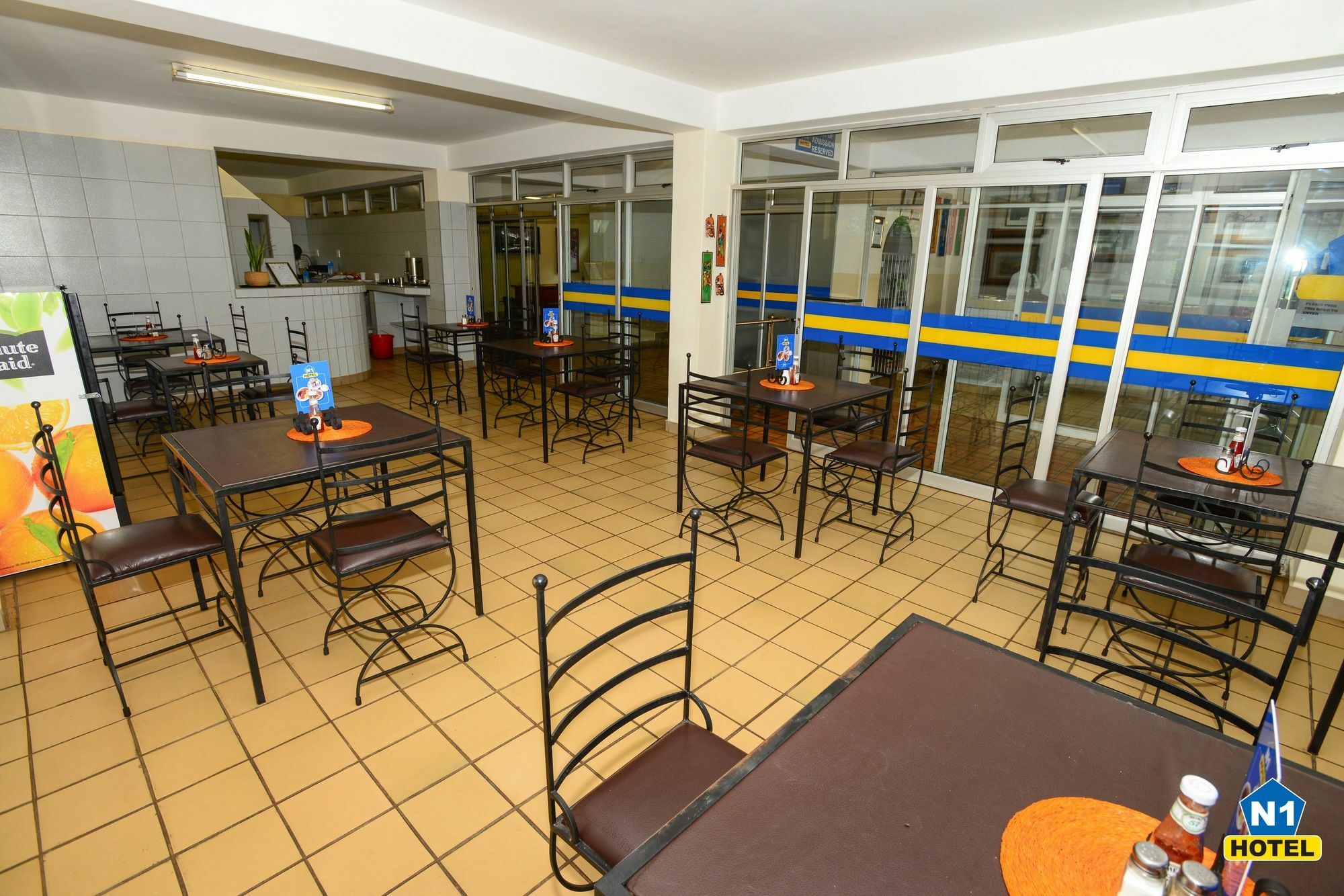 N1 Hotel & Campsite Victoria Falls Exterior photo